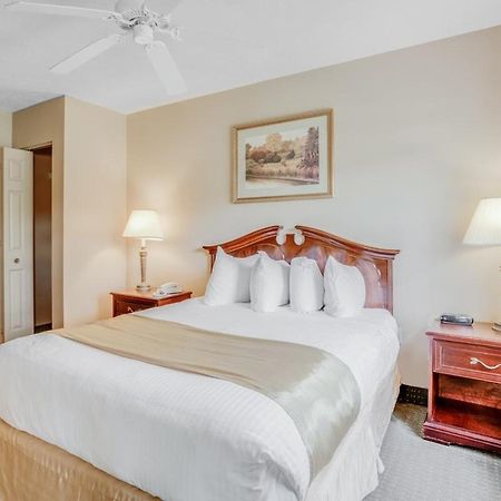 The Willowbrook Golf Hotel At Split Rock Lake Harmony Bagian luar foto