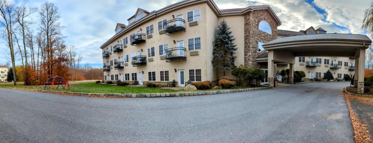 The Willowbrook Golf Hotel At Split Rock Lake Harmony Bagian luar foto